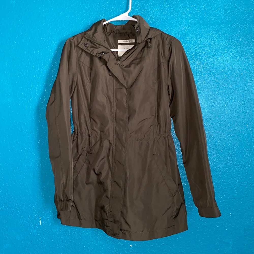 Rain coat